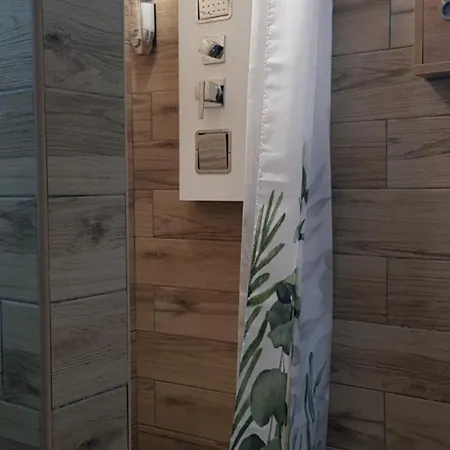 Elite 2 Apartment